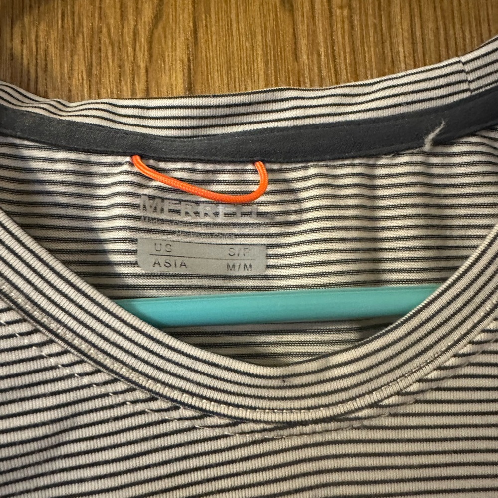 Merrell Striped T-Shirt - Picture 4 of 4